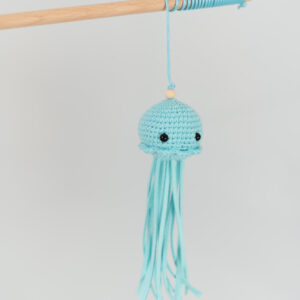 turkusowa Meduza z kocimiętką i waleriana dla kota wędka dla kota turkusowa meduza na drewnianym kiju